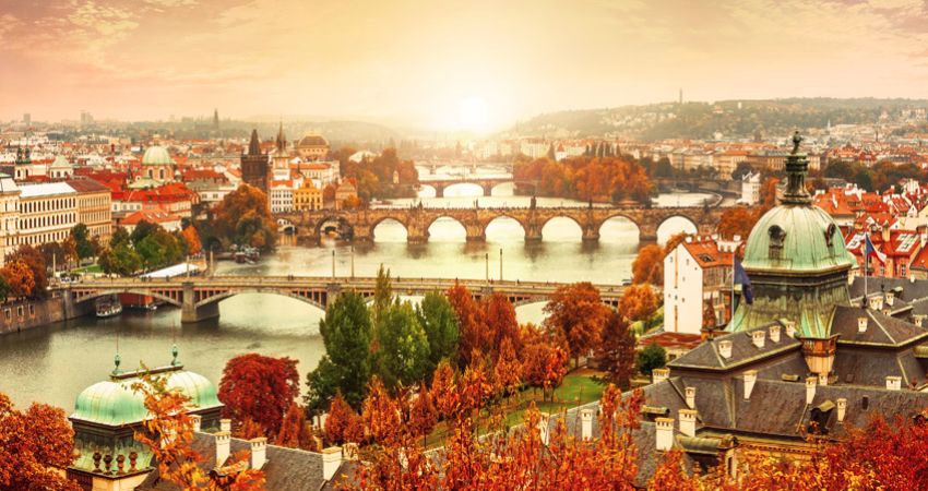 Bohemya'nın Işıltısı Prag Turu Yılbaşı Özel Türk Havayolları İle 3 Gece 4 Gün