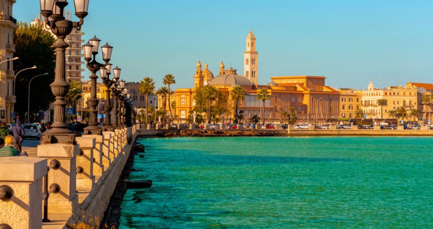 Güney İtalya Napoli & Amalfi Kıyıları & Puglia Turu - 4 Gece